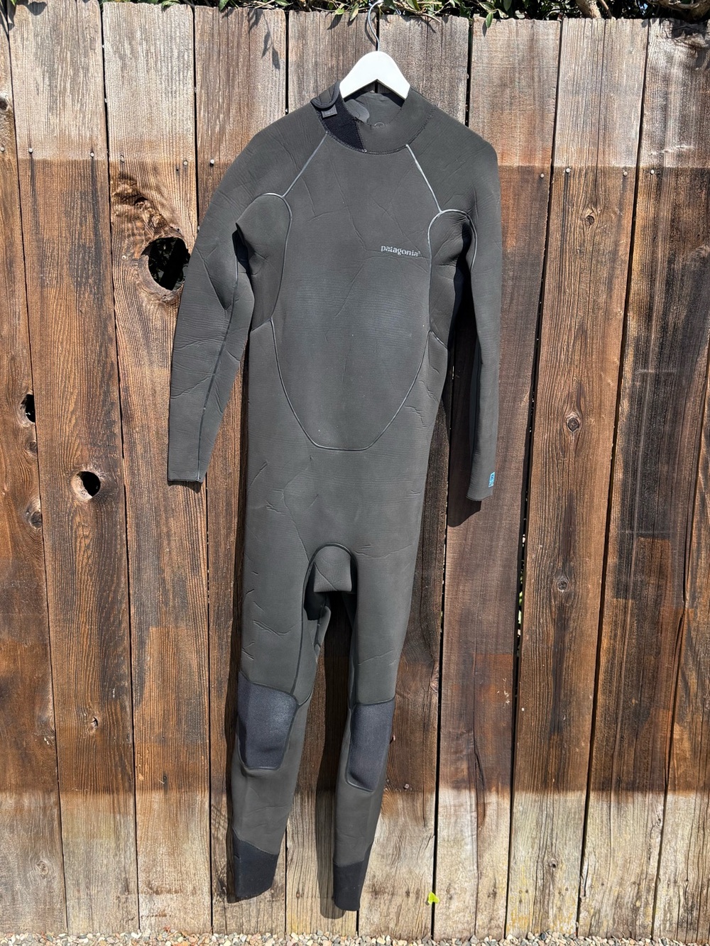 Patagonia R1 (3/2) rear zip mens wetsuit - Size XL